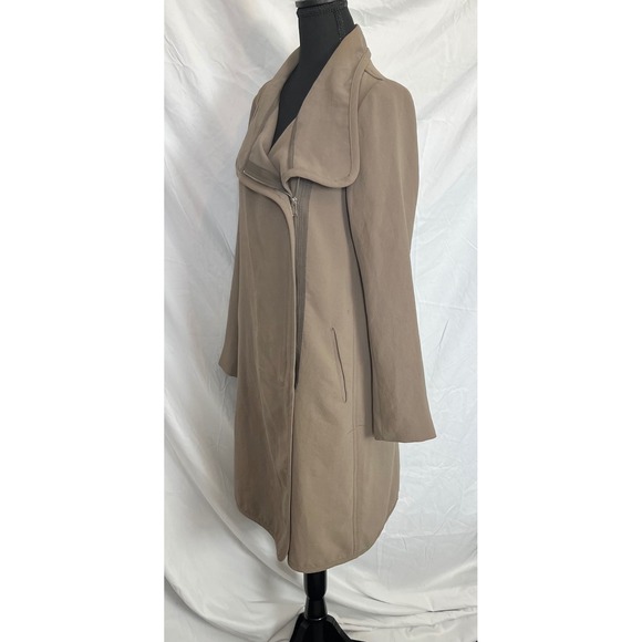 Babaton Women's Beige Drape‎ Front Trench Coat, Size Small, Long Sleeve - Picture 2 of 7